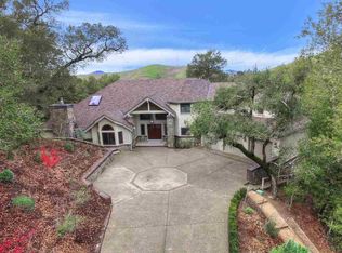 4 Shannon Ct, Moraga, CA 94556