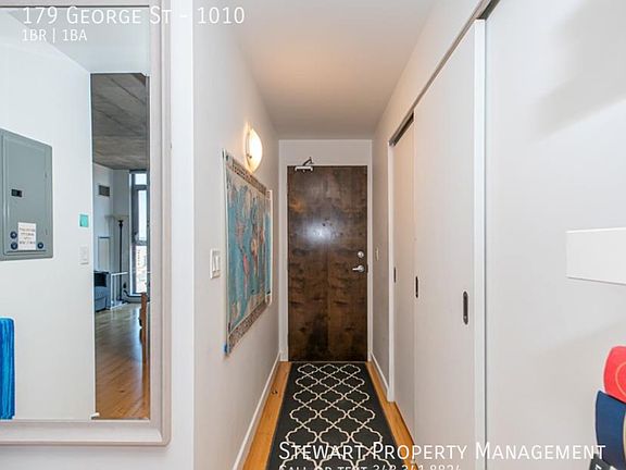 2nd image of 179 George St #1010