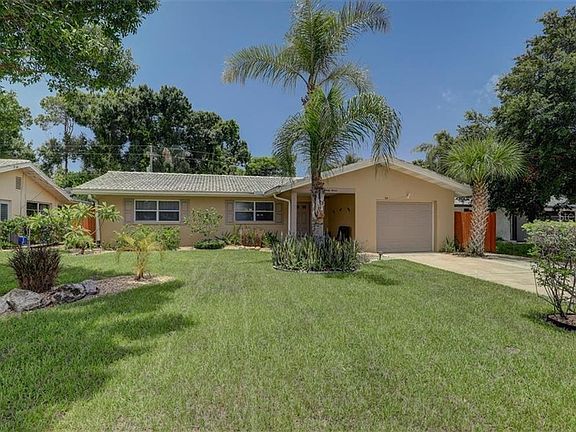 3rd image of 2497 Indigo Dr