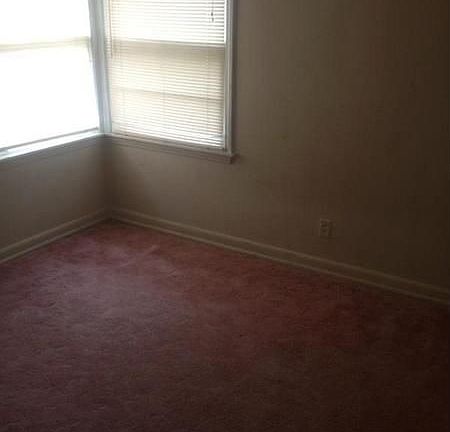 4th image of 2161 Suncrest Dr