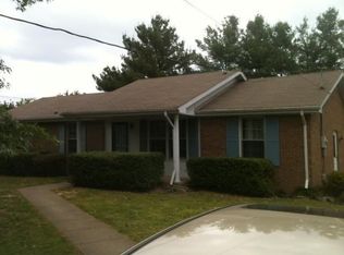 317 Ridgeline Dr, Clarksville, TN 37042