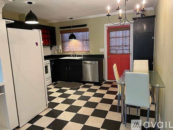 4th image of 135 W Minnesota Ave APT 5