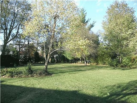 Large private back yard
