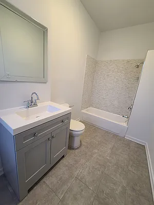 Rented by Redefined Real Estate | media 12