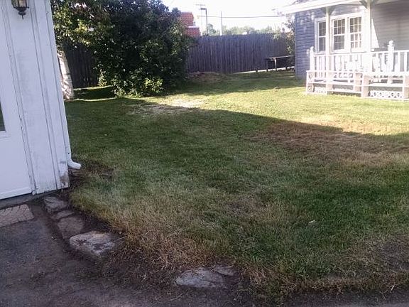 2nd image of 344 1/2 Main St