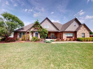 293 NE Road Runner Dr, Fletcher, OK 73541