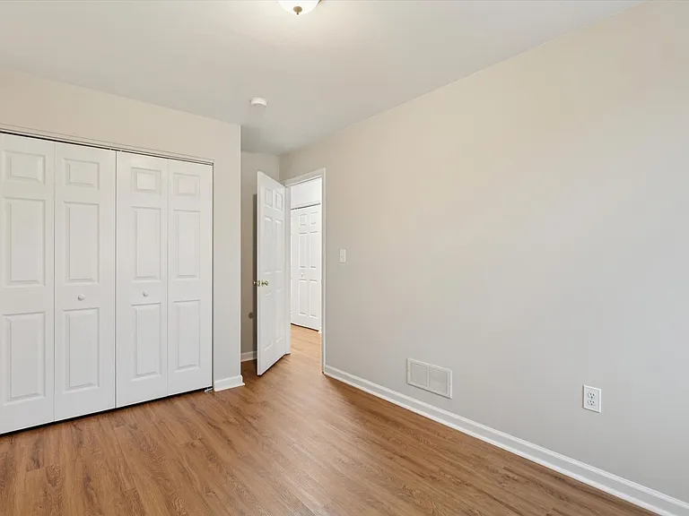412 Heckle St — Photo 20