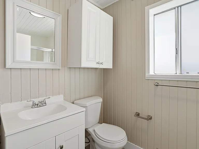 840 Key Route Blvd #B — Photo 9