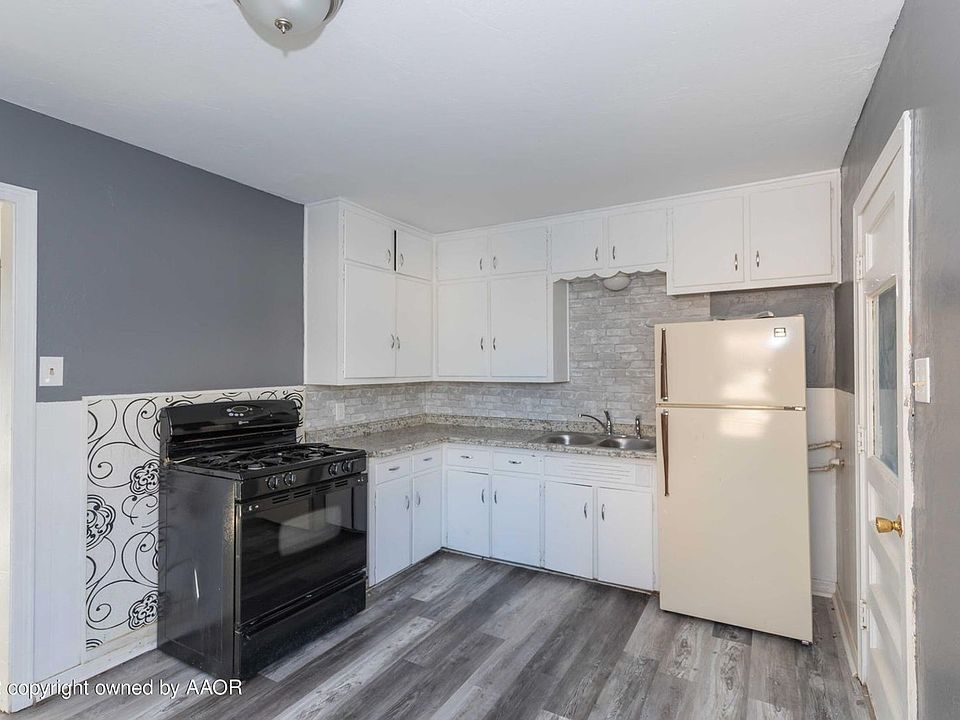 2nd image of 106 S Virginia St