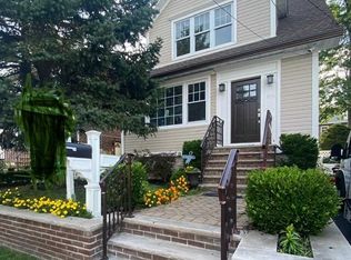 709 Hillside Ave, Cliffside Park, NJ 07010