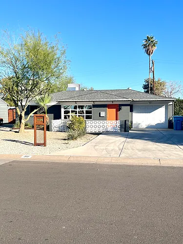 312 W Glenrosa Ave Photo 1