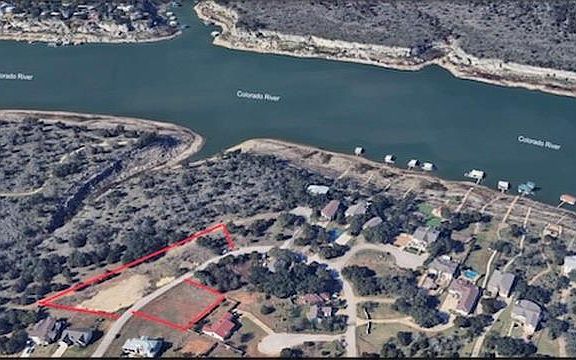 4th image of 22011 Redbird Dr
