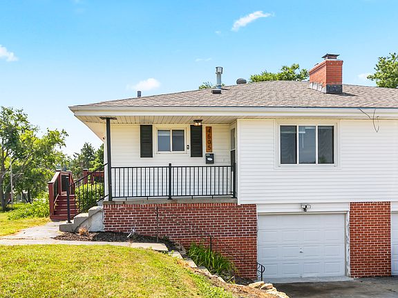 3rd image of 4505 Bancroft St