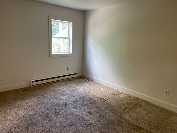 5th image of 205 1/2 Hall St