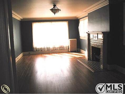 RICH HARDWOOD FLOORS