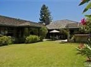 132 Main Dr, San Rafael, CA 94901