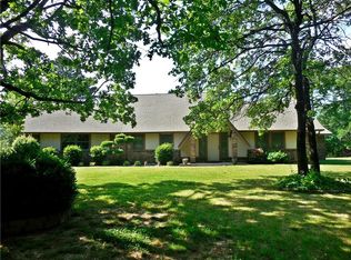 23121 Branson Rd, Poteau, OK 74953