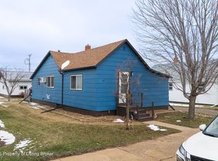 127 B St N, Richardton, ND 58652