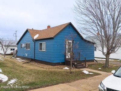 127 B St N, Richardton, ND, 58652