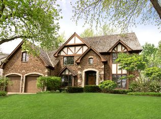 58 Harris Ave, Clarendon Hills, IL 60514