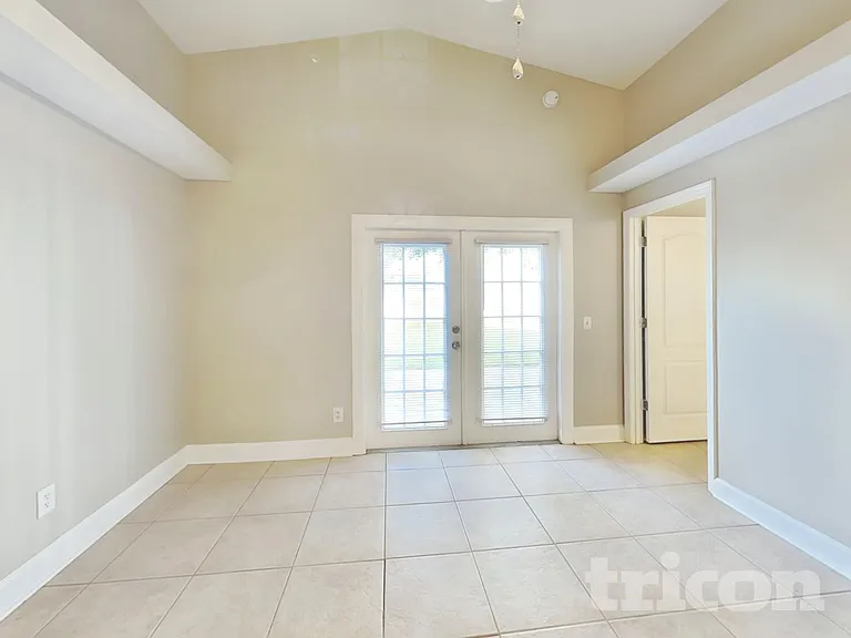 1900 Kettler Dr — Photo 2