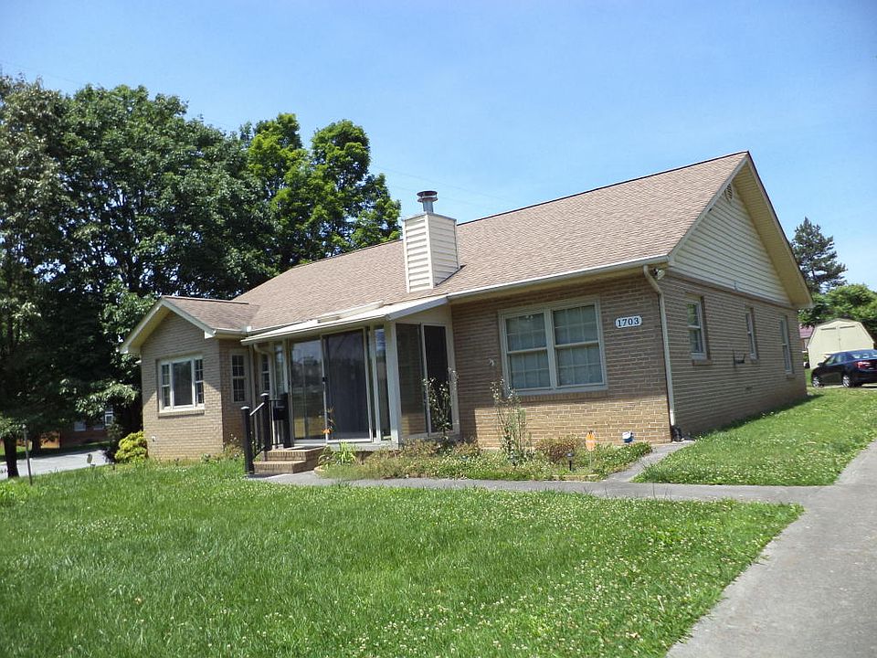 1st image of 1701 Woodrow Dr