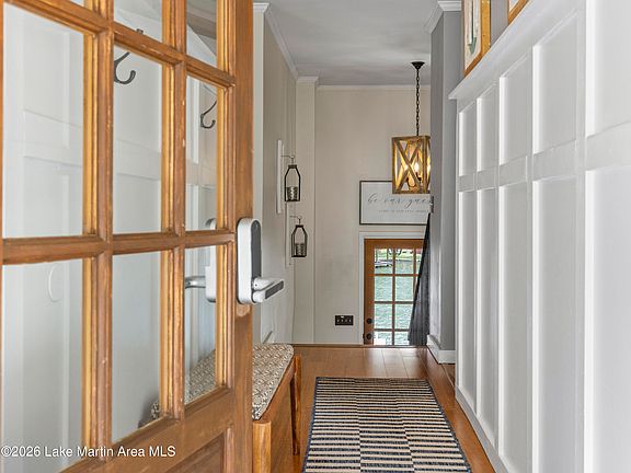 2nd image of 665 Dogwood Dr