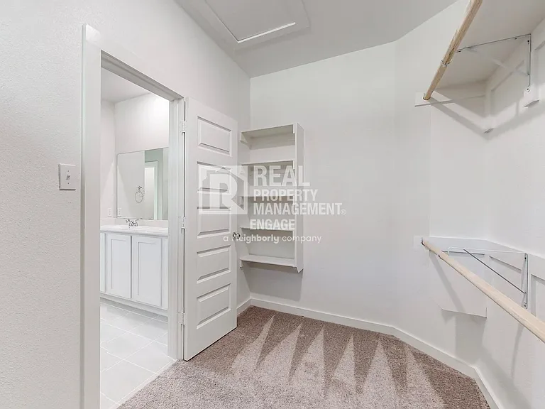 217 Caliber Ct — Photo 25