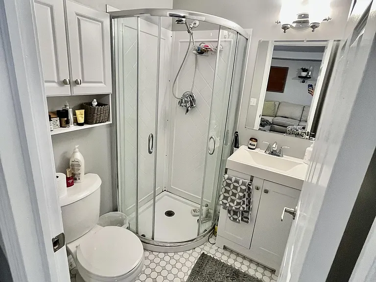 62 Madison Ct #1 — Photo 5