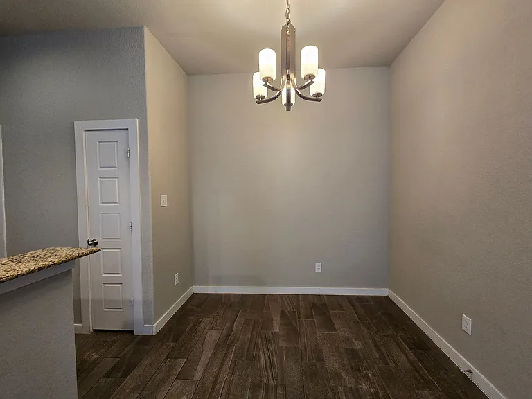 526 Creekside Frst — Photo 8