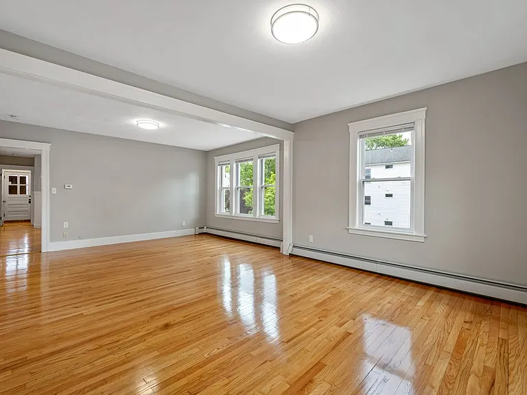 193 Ingleside Ave #1 — Photo 3