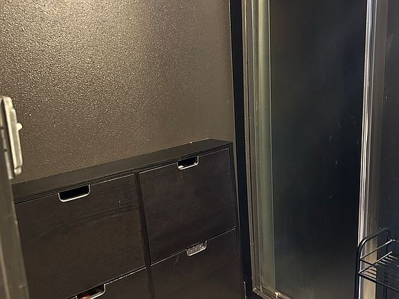 4th image of 108-110 W Tyler St #201