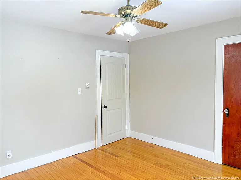 116 Union St — Photo 34