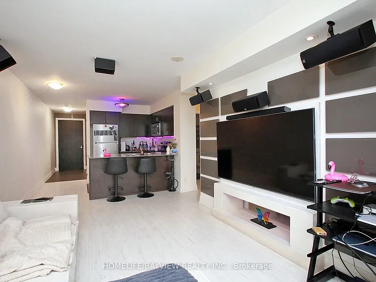 55 De Boers Dr #601 — Photo 6