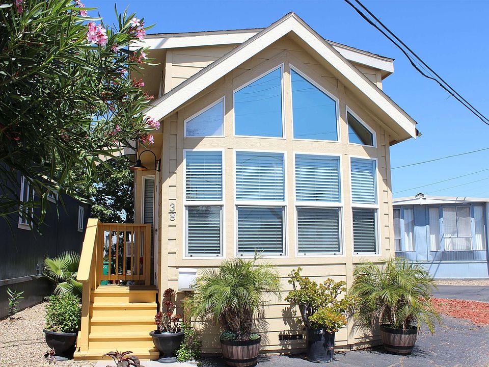 1st image of 621 E Lockeford St #38