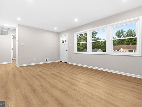 2nd image of 4836 66th Ave