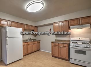 809 E 32nd Ave #19, Gary, IN 46409