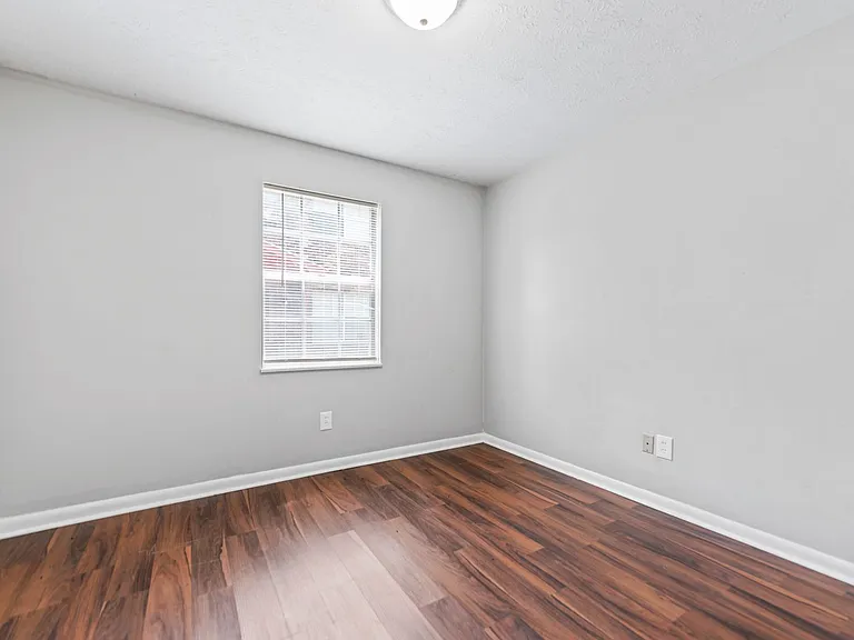 12513 E Orell Rd — Photo 7