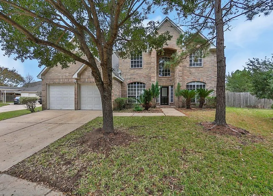3206 Twinmont Ln