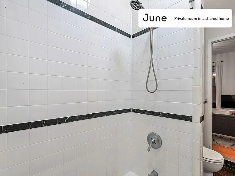 301 Saint Nicholas Ave #A — Photo 7