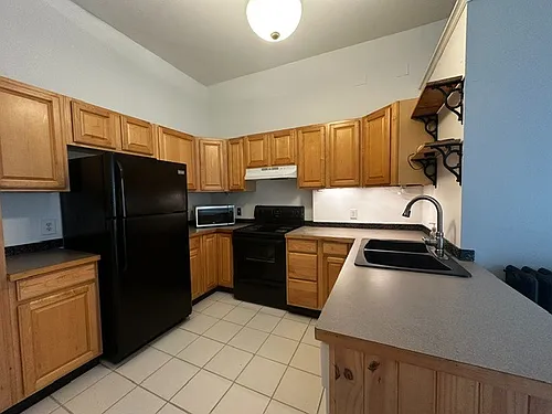 7121-7125 California Ave SW #E Photo 1 7121-7125 California Ave SW #E Photo 1