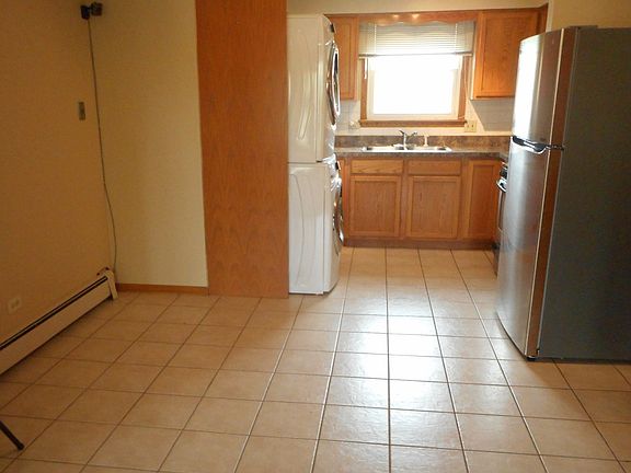 3rd image of 17421 S 70th Ave #6E