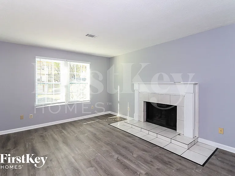11215 Bramshill Dr — Photo 3