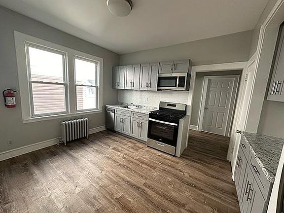 3rd image of 100-102 Grand Ave #2L