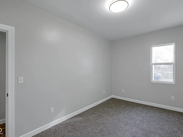 2209 Noble St #1 — Photo 15