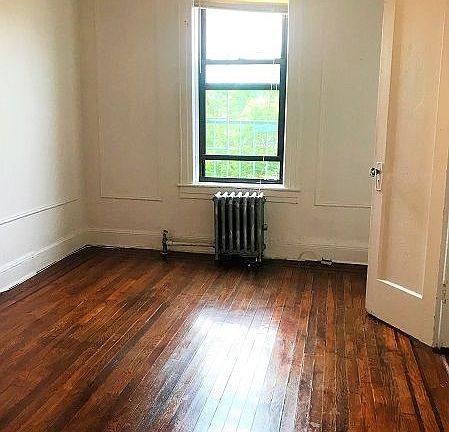 3rd image of 4212 30th Ave APT 6