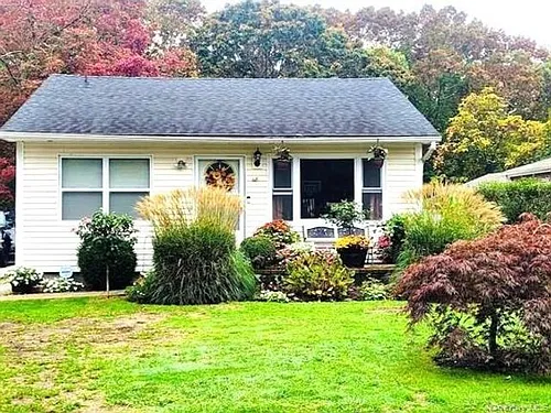 48 Eleanor Ave Photo 1