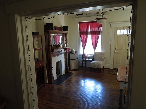 3rd image of 470 Vermont Pl