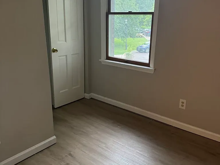 7469 Fitzroy Ct — Photo 45