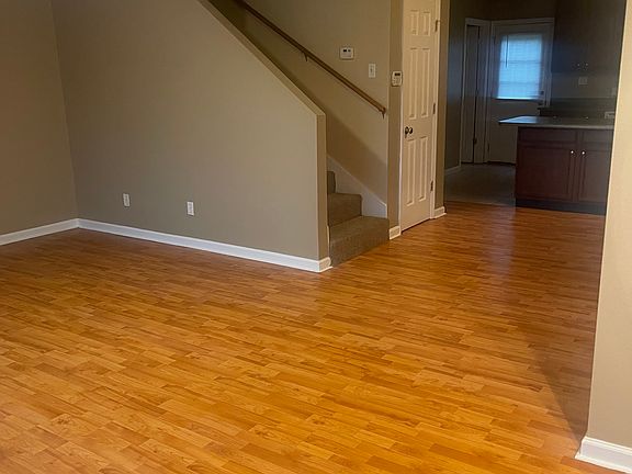 5th image of 363 Timber Ridge Dr